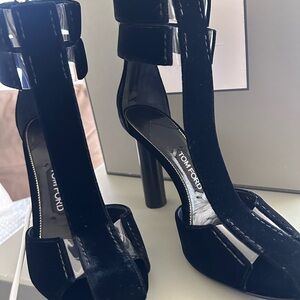 Brand New Tom Ford Black Velvet Heels